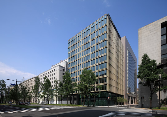 淀屋橋東京海上日動ディングの外観